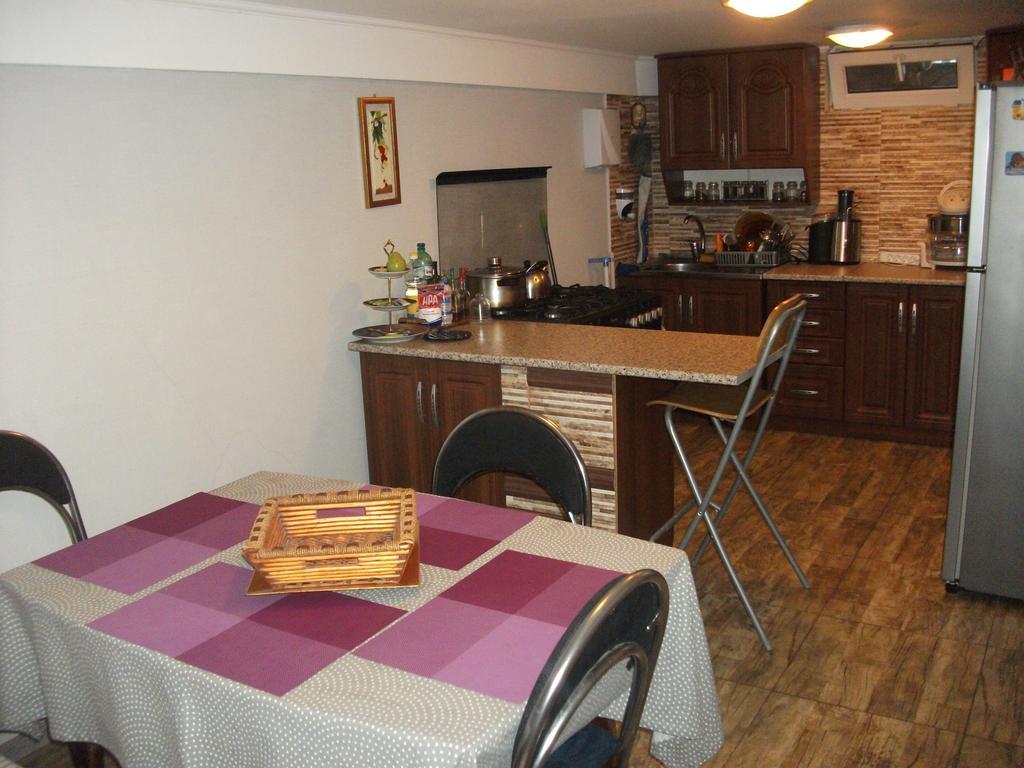 Lea Guest House Tbilisi Exteriör bild